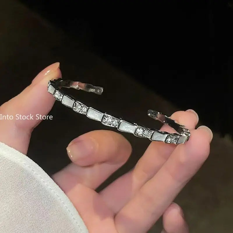 clover diamond bracelet