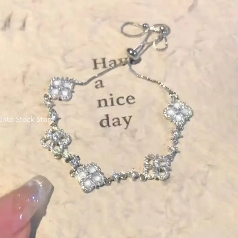 clover diamond bracelet